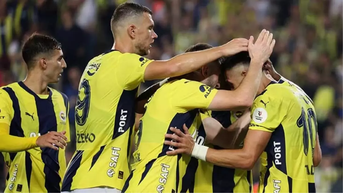 Fenerbahçe, Alanyaspor’u 3-0 yenerek galibiyet serisini sürdürdü