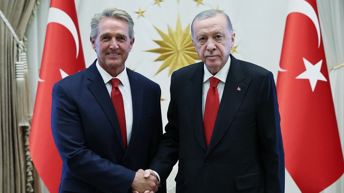 SON DAKİKA! Cumhurbaşkanı Erdoğan, ABD Büyükelçisi Flake’i kabul etti