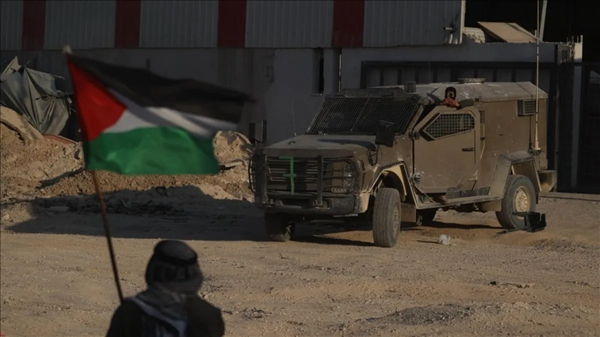 İsrail güçleri, Batı Şeria’nın Tulkerim Mülteci Kampı’nda halkı göçe zorluyor