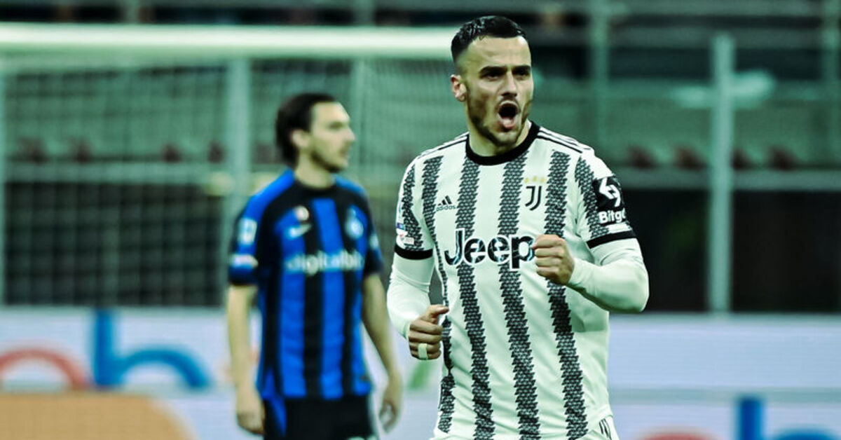 Son dakika haberi Fenerbahçe, Filip Kostic’i resmen açıkladı!